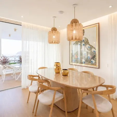Ocean View Modern Retreat With Pool & Sunset Views Сан-Мартинью-ду-Порту